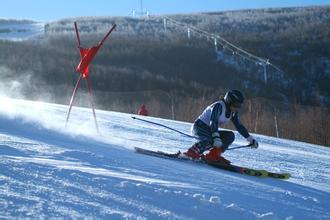 ��������ɽ�ڶ��컬ѩ�ڿ�Ļ