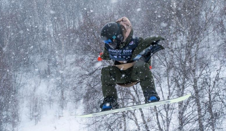 ������ӭ��ѩ���ӱ�ʡ������Ŀ�˶��Ӽӽ���ս