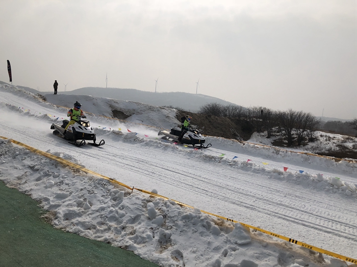 2019���й����е¡�ľ����A����ѩ��Ħ�г�ԽҰ�����������ڣ�Բ����Ļ