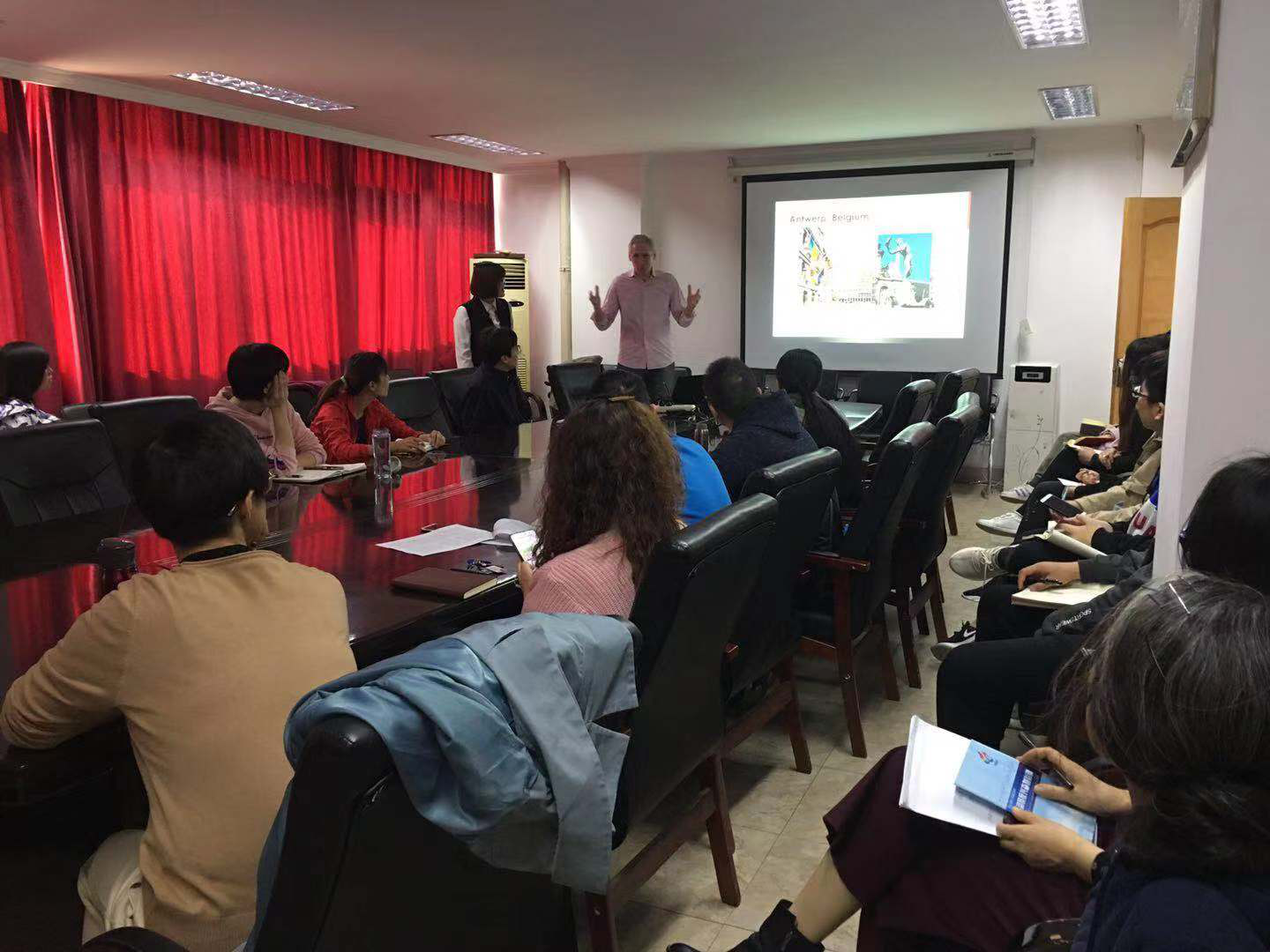 ����ʱ��������ר�����������ڿβ�Ϊ������Ŀ�˲��˶�Ա��������