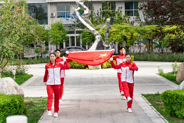 ����������С����Թ���
�������� �����衱��ʽ