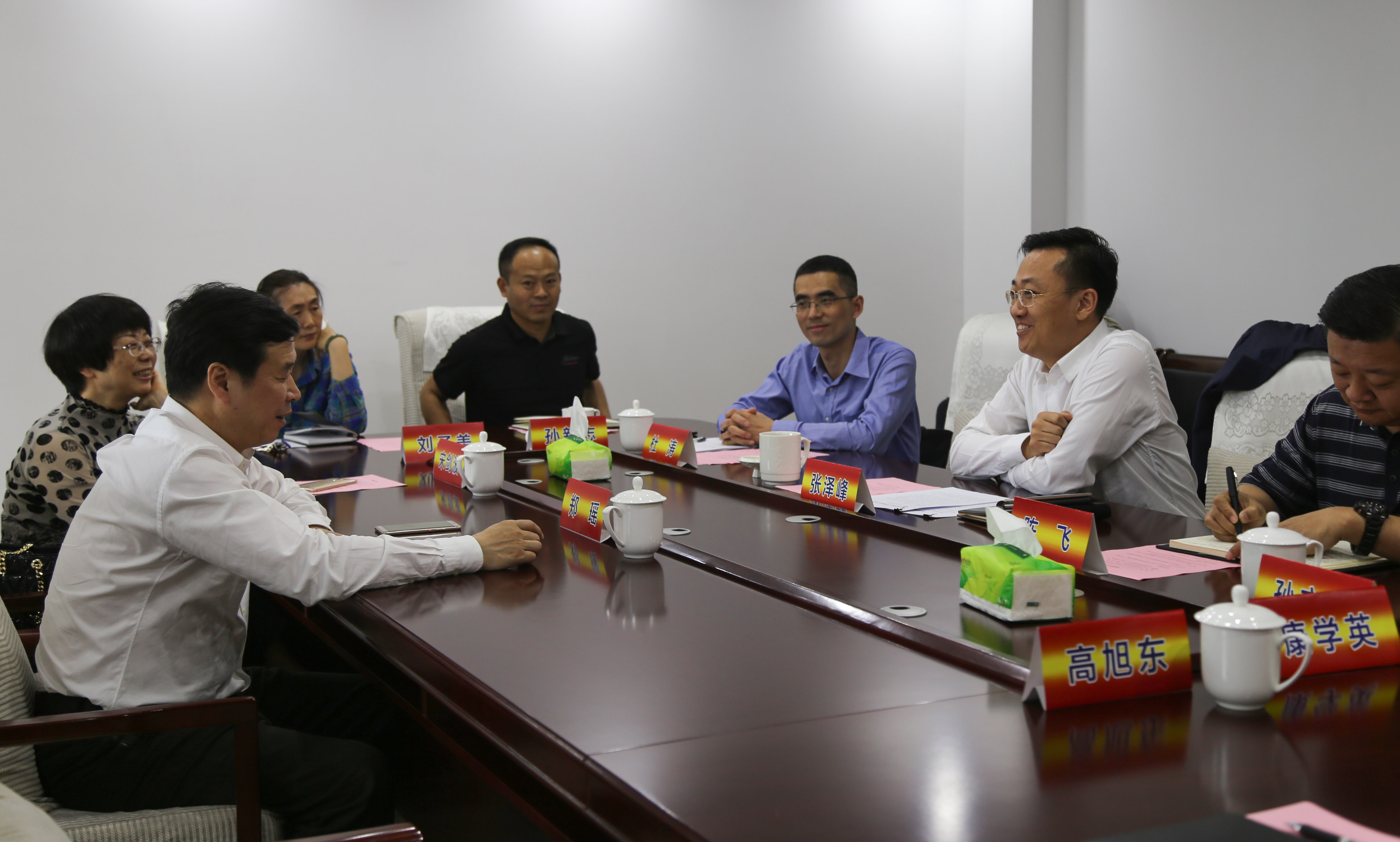 �㽭�Թ���
�ֳ�֣��һ�е��Թ���
���콻��