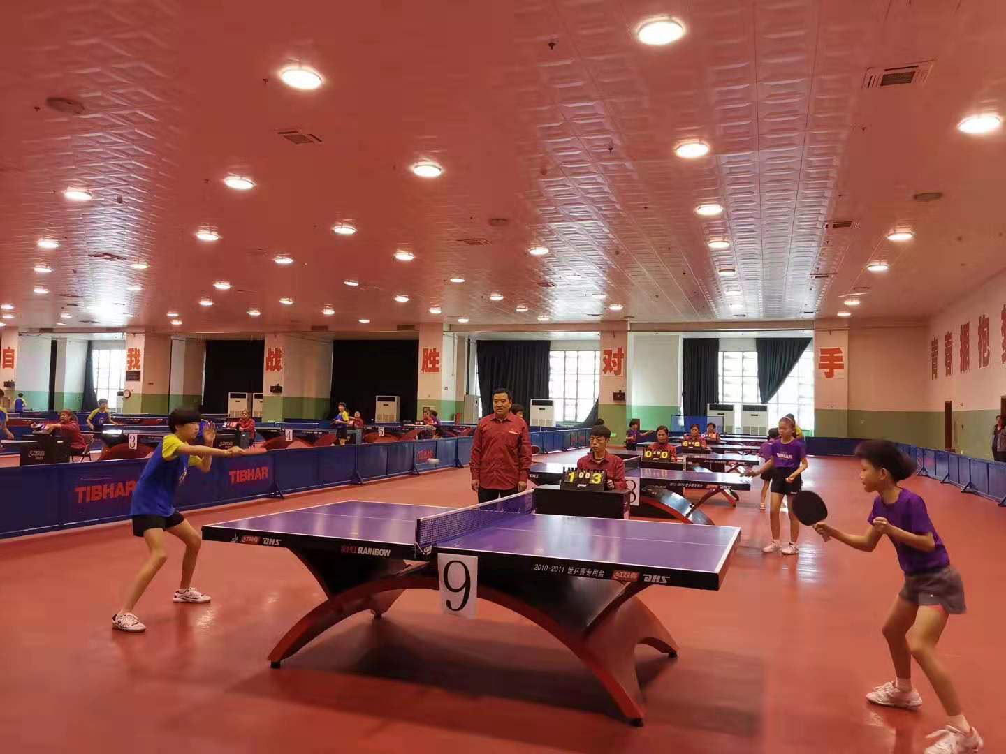 ��ǿ�ݶӽ��� ���ϻ��Ƴ�ͨ ƹ����Ů�Ӿٰ�ڶ���һ�����ν���