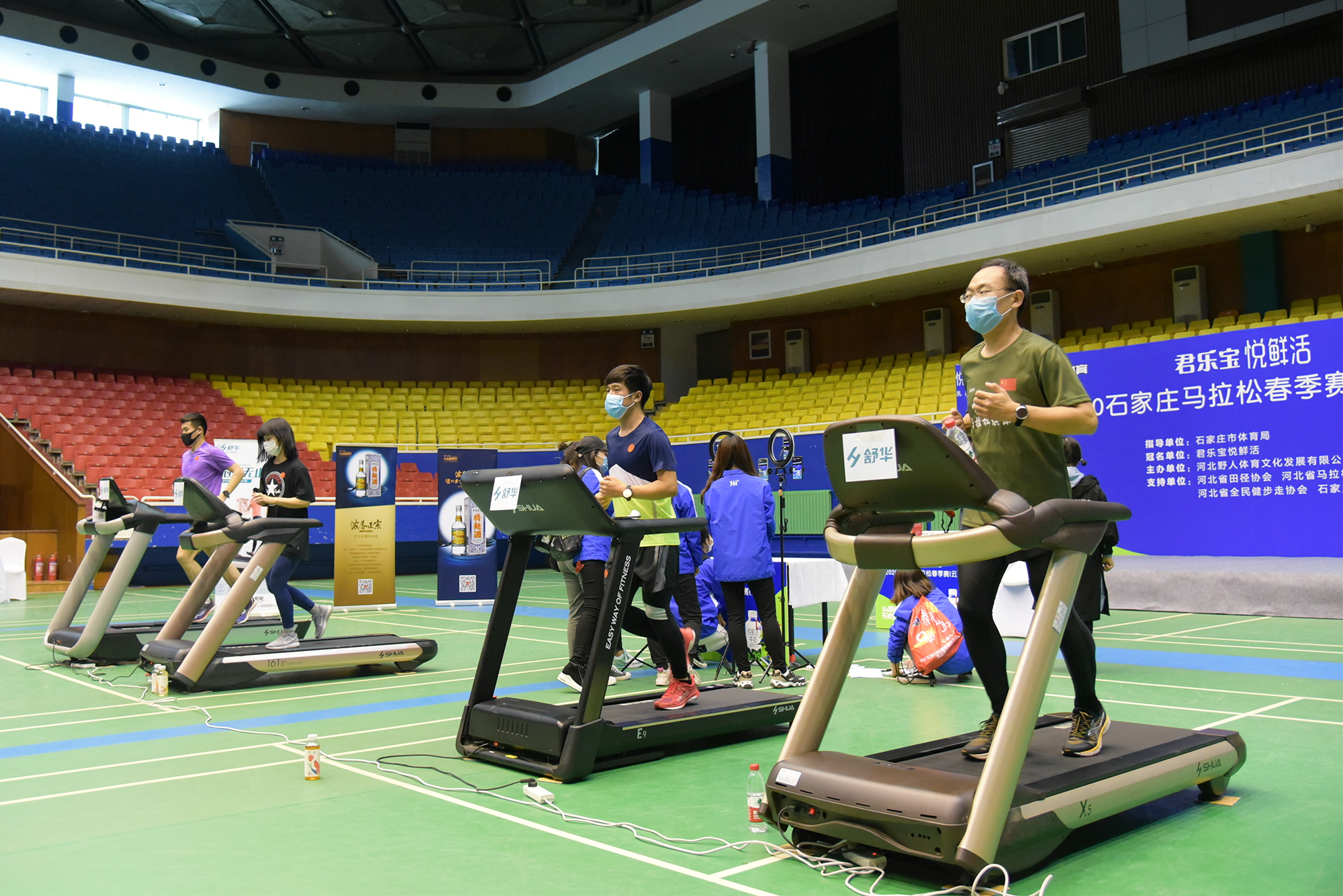 ͣ����ͣ�ܣ������׳����������ɿ�Ļʽ�����ںӱ������ݾ���