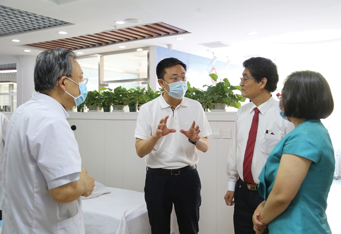 �Թ���
���кӱ������뽡���ںϷ�չ����