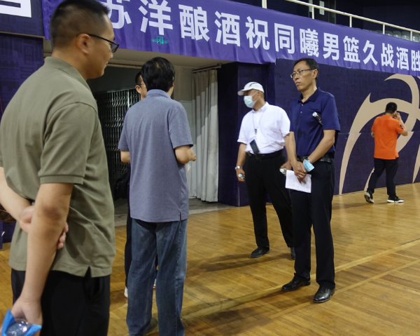 ȡ�澭 ��ʵЧ�������ӱ�������һ�и�������̨ɽ�������ĵ���