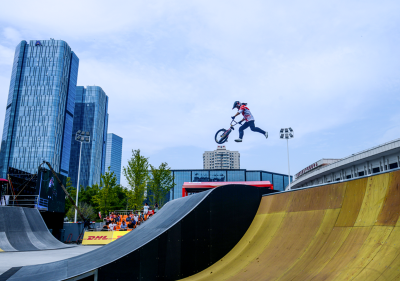 �ӱ��˶�Ա��˼�����2023���й�����ʽС�ֳ������ܾ���Ů�Ӿ�Ӣ��ھ�