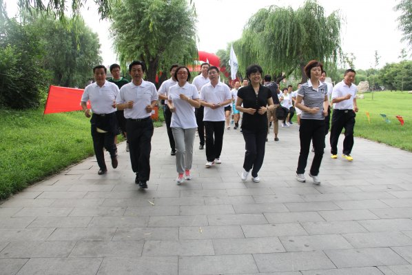 ȫ�����ս������ȶ���˳�  ����ȫ�����˶��¸߳�