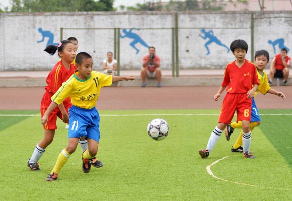 ʡУ԰�����������������ƿ�ս