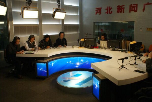 �Ҿ����ͺӱ���̨�μӡ��������ߡ���Ŀ