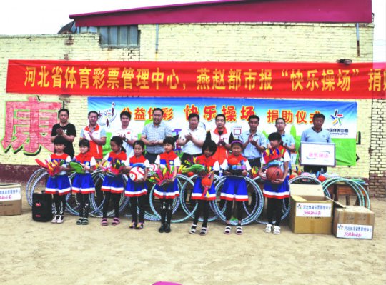 ���ֲٳ��߽���̨����ѧУ