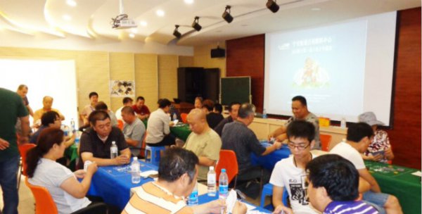 ʯ��ׯ�оٰ��˿˶���һ������