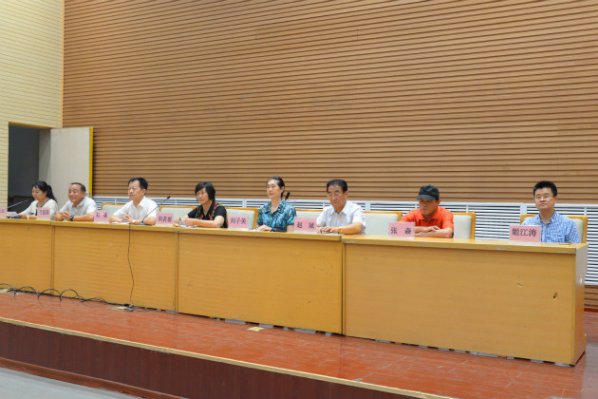 �Թ���
�ٰ�����һ���������ָ��Ա��ѵ��