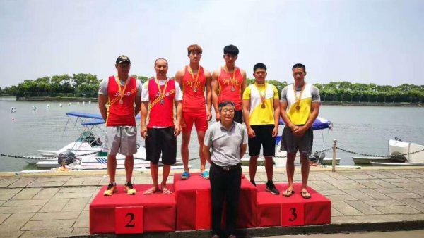 ȫ�˻�Ƥ��ͧ����ˮ��Ԥ����Ļ ��ʡƤ��ͧ�ӻ��ȫ��14��С������ʸ�