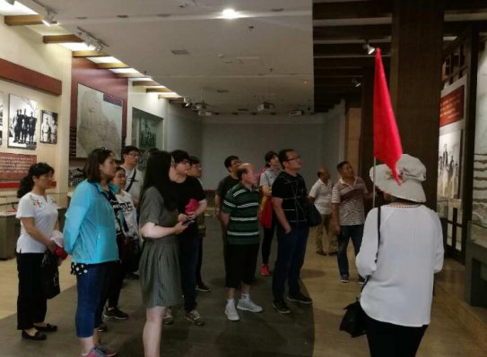 �ӱ���������֯�ɲ�ְ���������²ι�ѧϰ