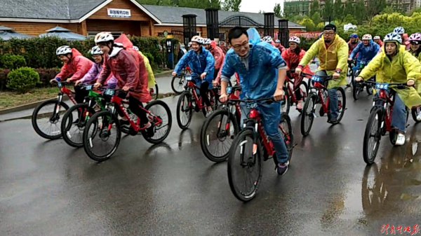 2018�����˶��������鼾��վ�̰�����