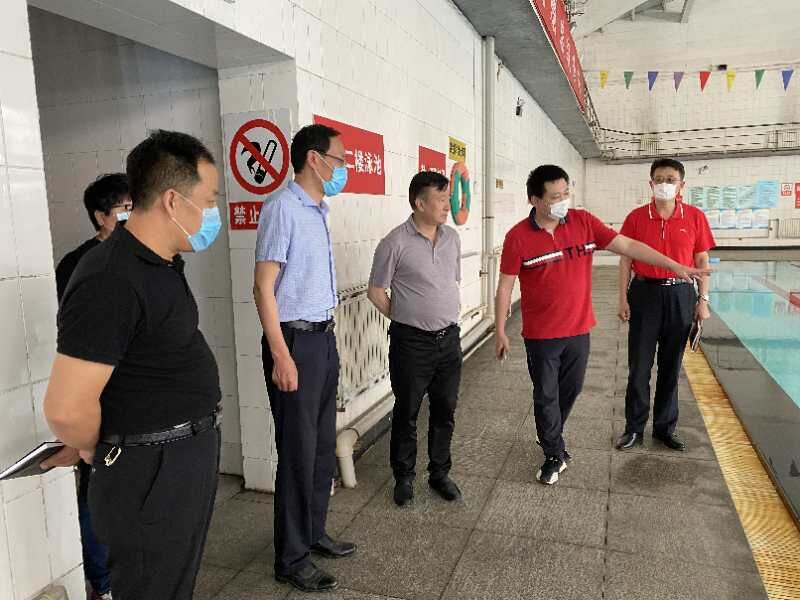 �Թ���
���ֳ����ൽ�ӱ������ݵ���