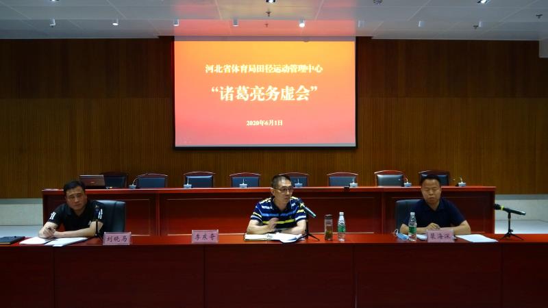 ǿ������ѵ��  �������ľ����� �ﾶ�����ٿ������������ᡱ