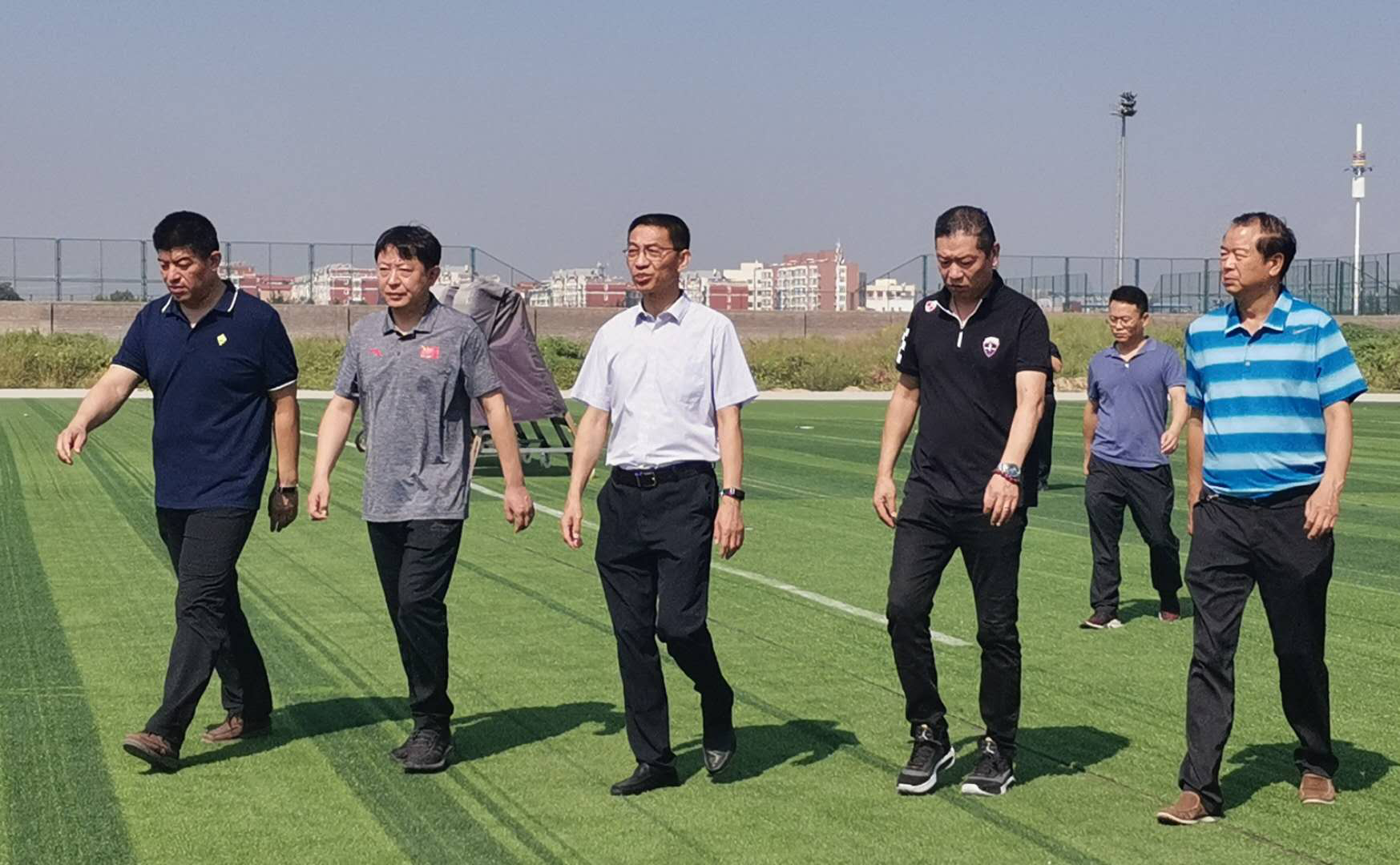 �Թ���
���ֳ���渰���������ĵ���