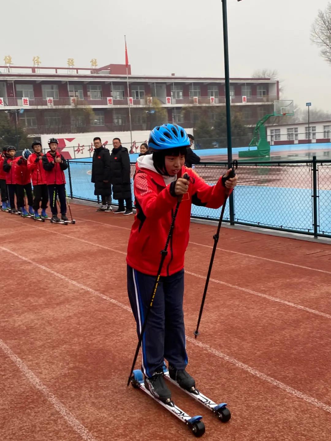 ������Ů���������롪���ӱ�������ƶ����ϵ�б���֮��