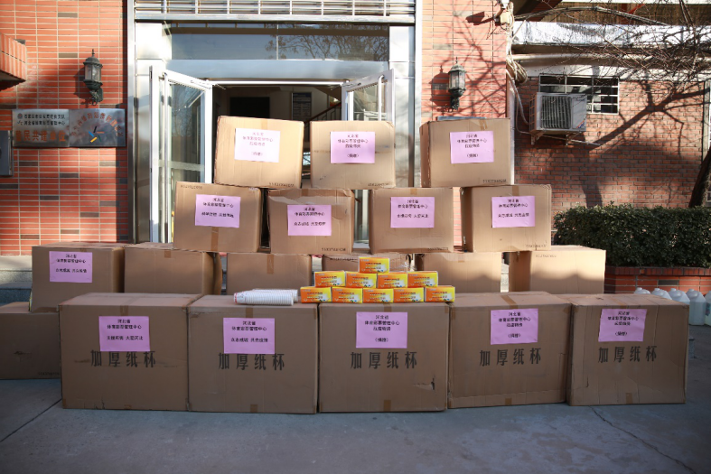 ������ʾ��� �������ε��������ӱ��������ۺ�����ʵ���Ҿ�����������