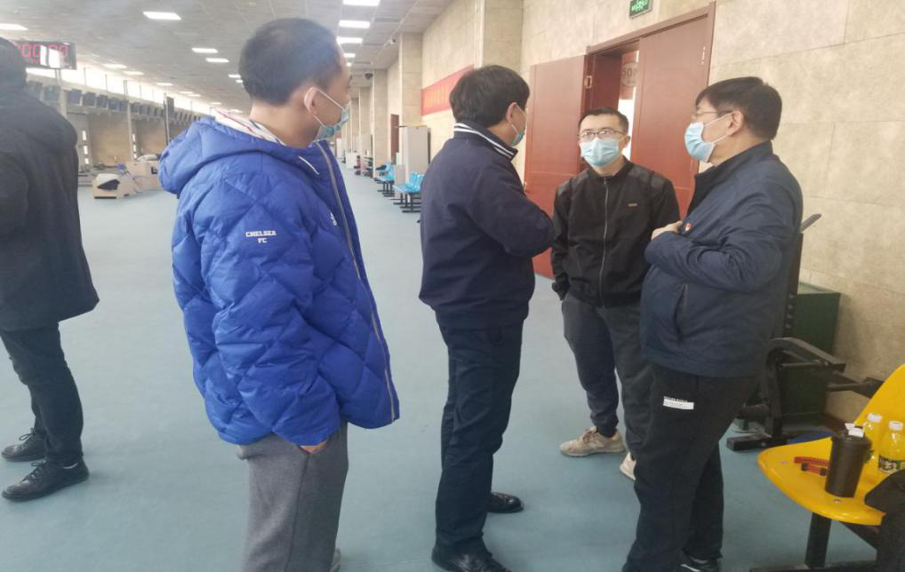 �����һ�и����������Ľ���