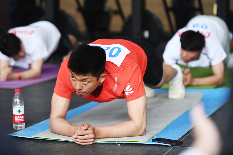 ���ջ��� ���ƶ��� ���󶬼���Ŀʵ����ͻ�� �������Ŀ�չ��ѵ��Ա�����ܴ����