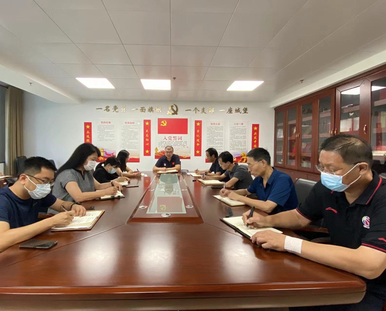 �˶�����ѧУ����᳹ȫʡ����ϵͳ��ȫ�������龫��