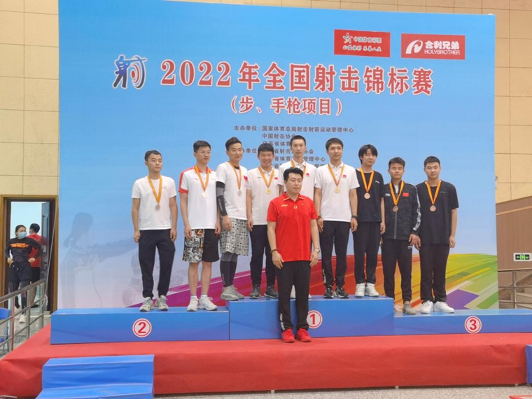 ȫ���������������ǹ��Ŀ �ӱ��������ջ�һ������һͭ