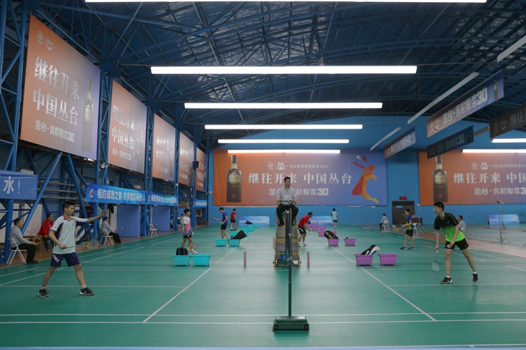 ����������ë�����˳���չ�