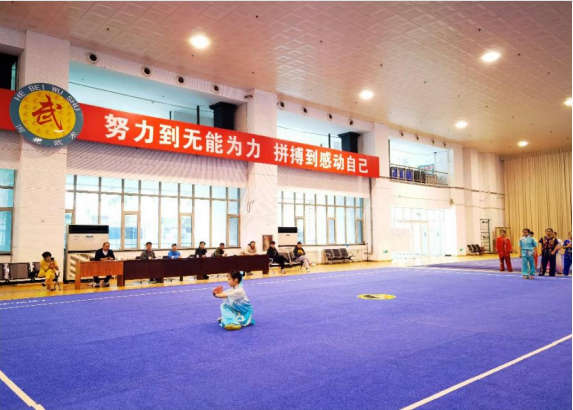 �����˶����Ŀ�չ��·�Ӷ����˶�Ա���˲���