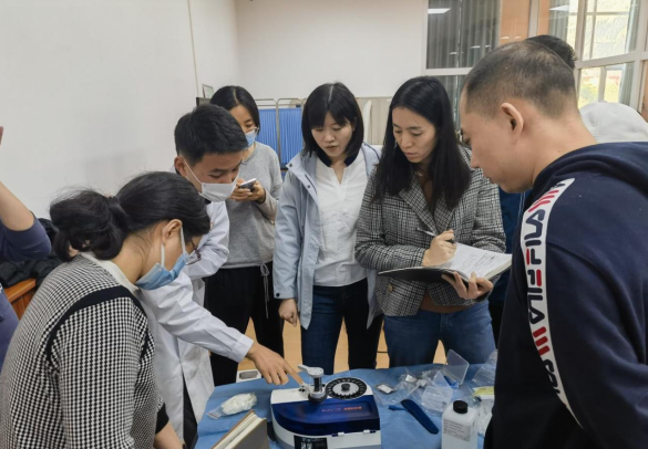 ��ֿƼ���һ������ �������չϵ��ҵ����ѵ�����ܻ