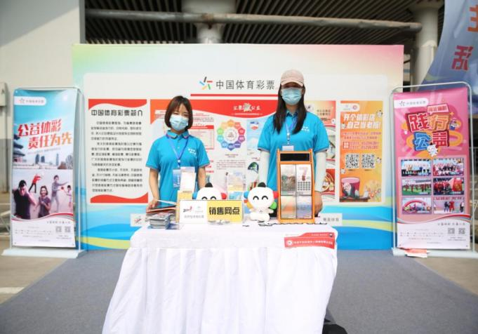 ȫ���ƽ� �����ں� �ӱ�������β�Ʊ���蹤��������̨��