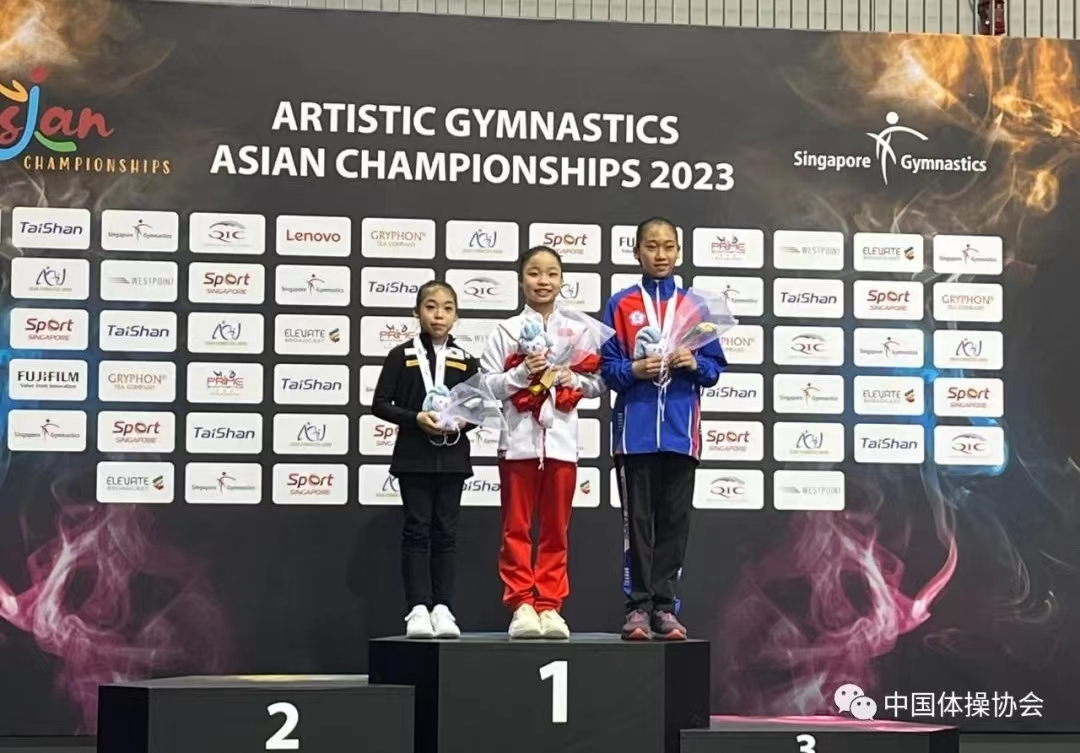 �ӱ����С����پ���¶��������������ƽ��ľ���ƣ�