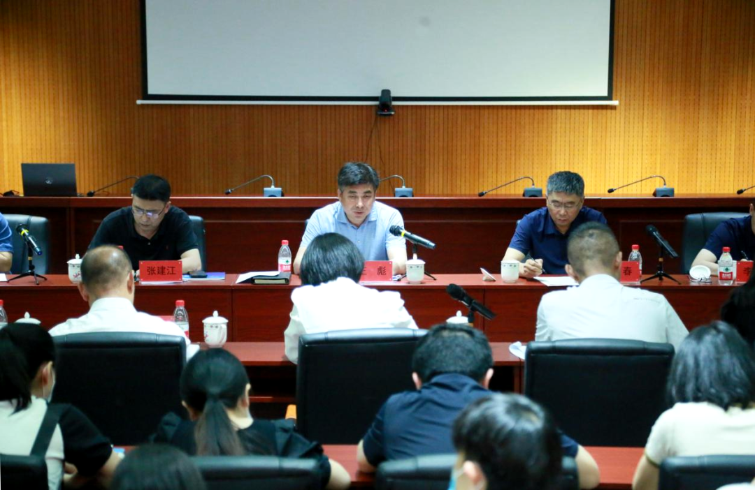 ���븰�ӱ��������ĵ���