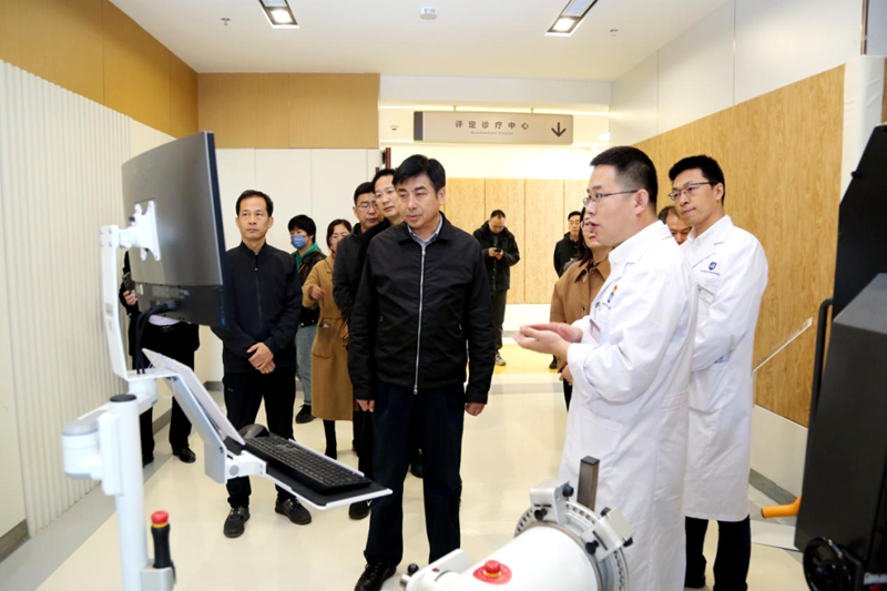 �����ڲ����е���