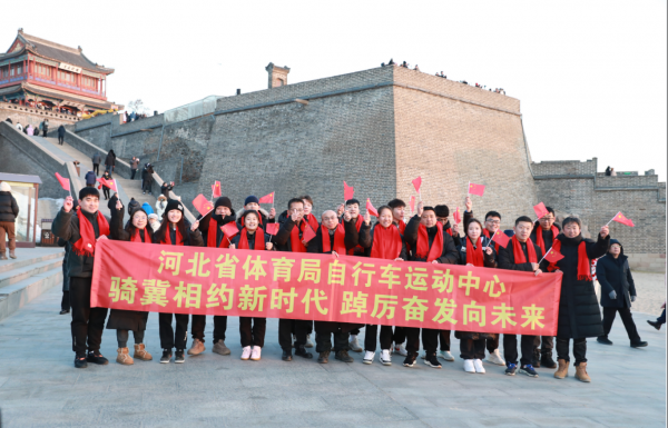 �Թ���
���г��˶����Ŀ�չ�������⵳�ս���ϵ�л