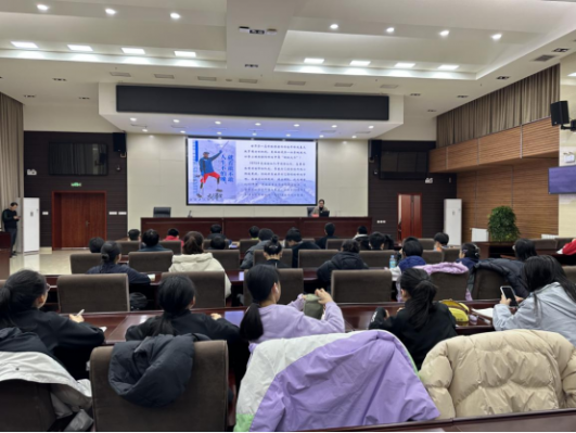 �˶�����ѧУ�ٰ조�޾��ʵǡ�����