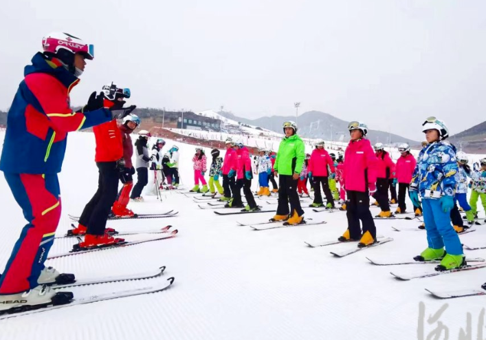 <b>�ӱ�ʡȺ����������ѩ����ȳ�������������Ⱥ�ڱ�ѩ���������</b>