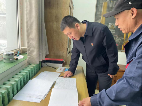 �˶�����ѧУ��չ��ȫ�����Ų����ι���