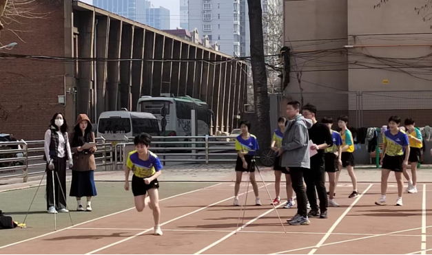 �����Ϊ�ӱ�Ůƹ����ӽ�����ǰ���ܲ���