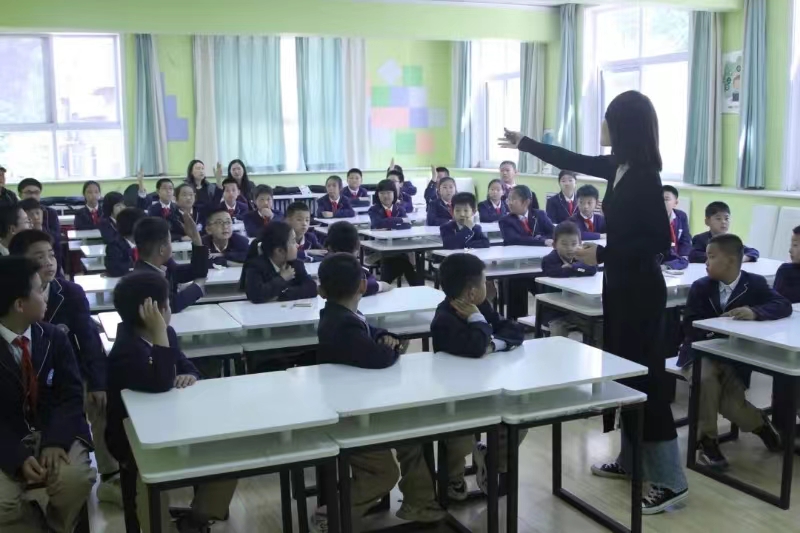 �ӱ������ݡ�����������У԰����߽�ʯ��ׯ�й㰲���Сѧ