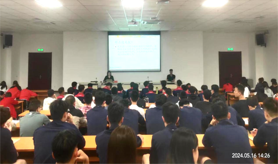 С���˶����ġ������˶�������ѧ������չ���ǽ���