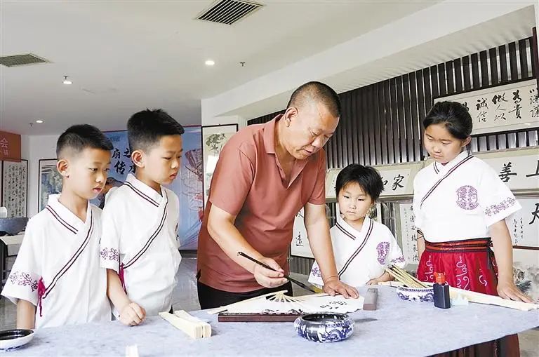 ���Ͽ������˶����껪��ɹ��ٰ�