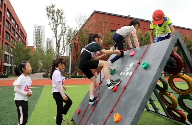 2024��δ��֮�⾩�������꽡����ս�����ڶ�������������ս����ʯ��ׯ�ɹ��ٰ�