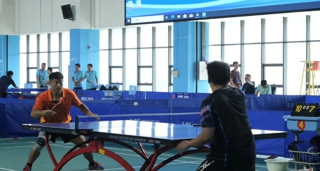 �����е�ʮ�Ľ��˶���Ⱥ����ƹ������Բ���չ�