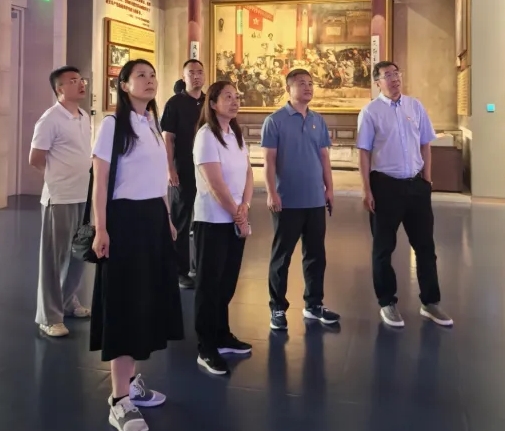 �������������˶���Ŀ�Կڵ�λ��չ��ѧ�����