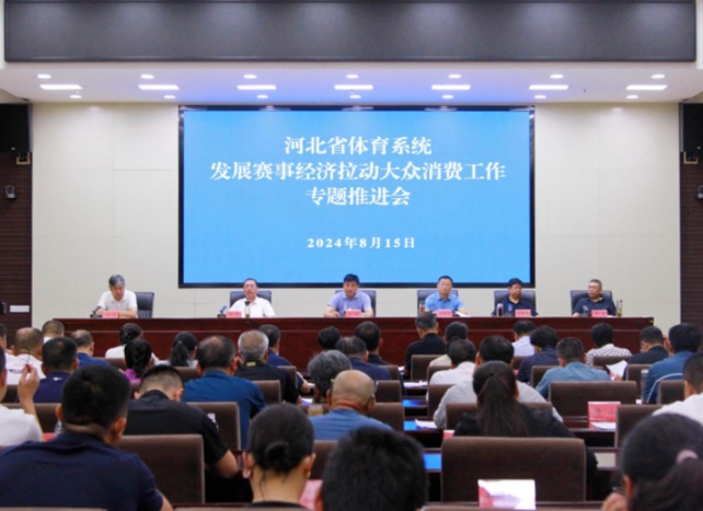 <b>�Թ���
�ٿ���չ���¾��������������ѹ���ר���ƽ���</b>