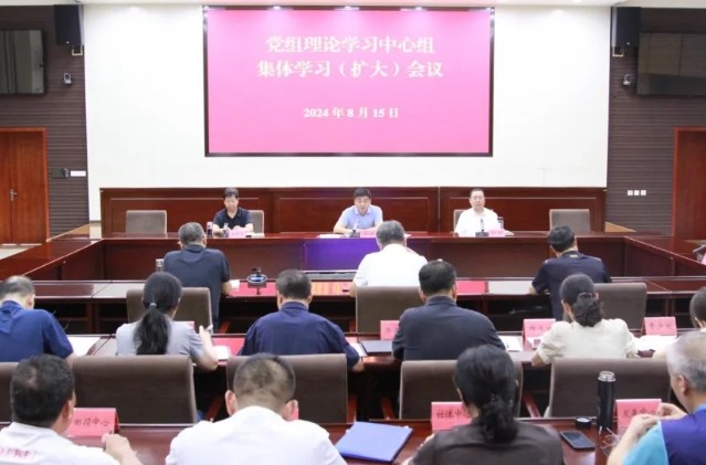 <b>�Թ���
�ٿ���������ѧϰ�����鼯��ѧϰ�����󣩻���</b>