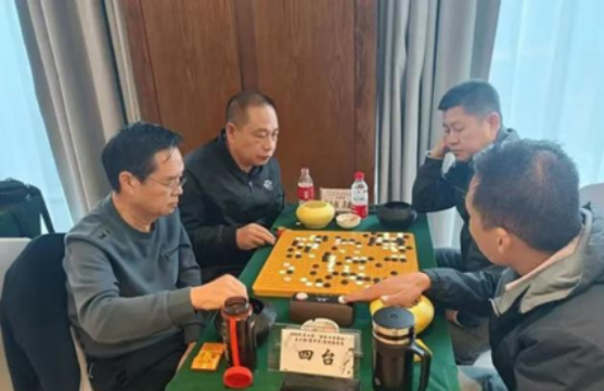 ���߽����ڴ��ţ��ɽ�����Χ����������Ļ �żҿ��ջ��ķ�